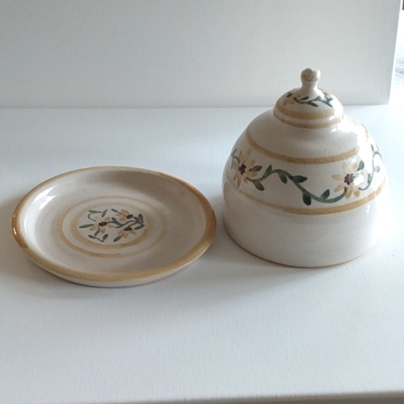 Studio pottery kitchen cloche - Picture 5 of 15